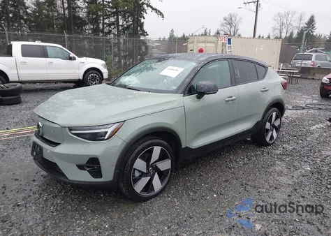 2022 Volvo C40 Recharge Pure Electric P8 Ultimate z USA, uszkodzony, nr VIN YV4ED3GB4N2006766